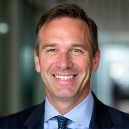Robert Thompson, Senior Strategic Advisor
